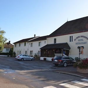 Au puits enchanté